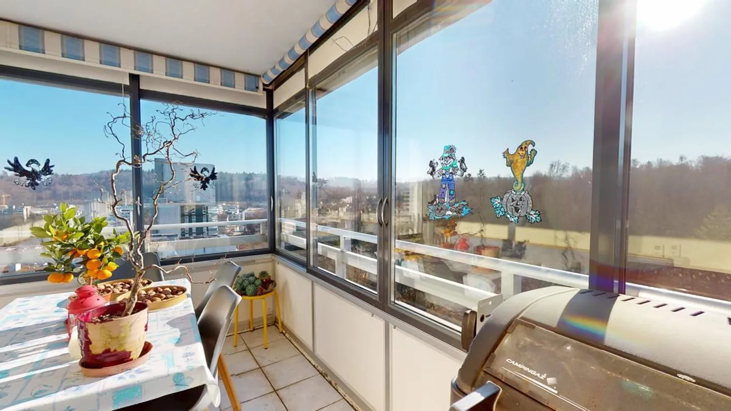 Appartement spacieux de 5,5 pièces avec vue - Photo 6 sur 13