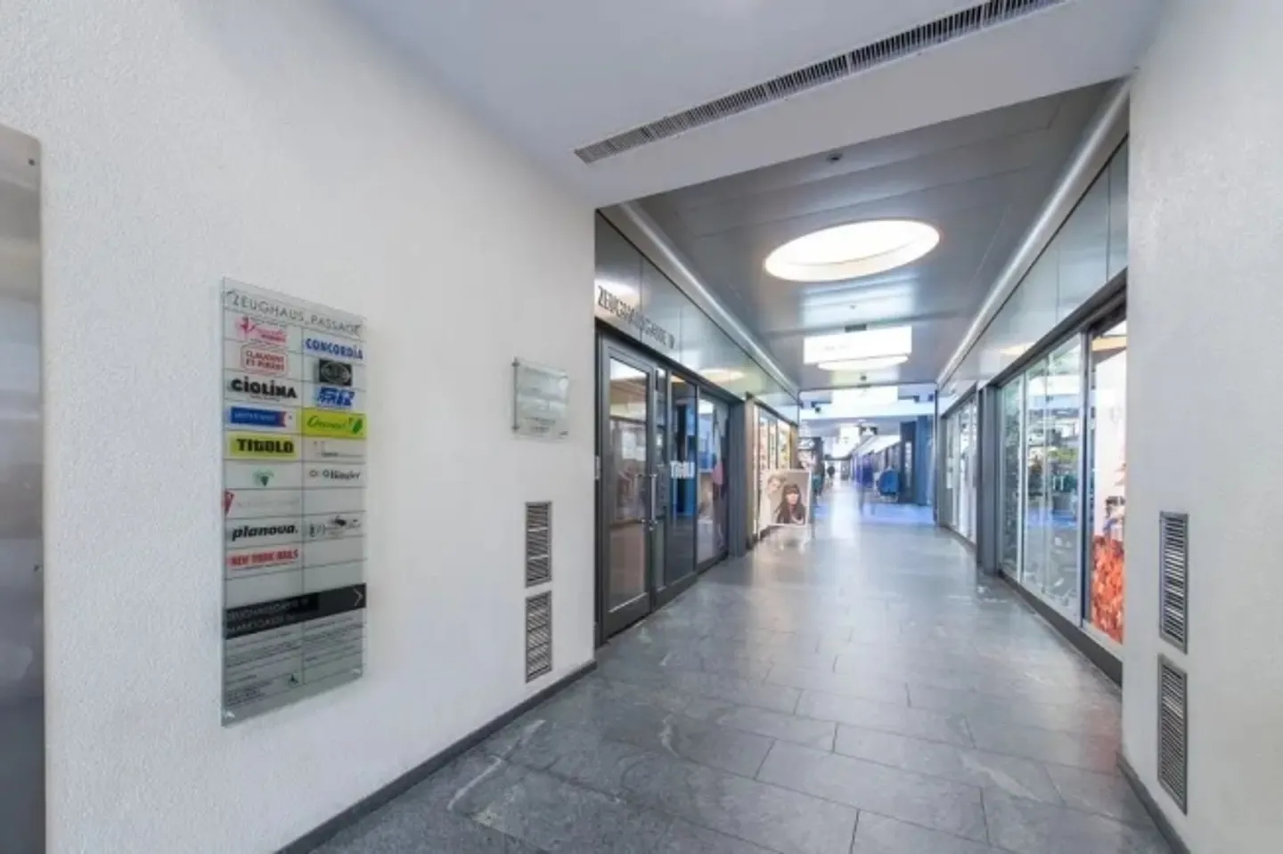 «Arbeiten wo der Weltpostverein gegründet wurde» - Foto 8 von 13