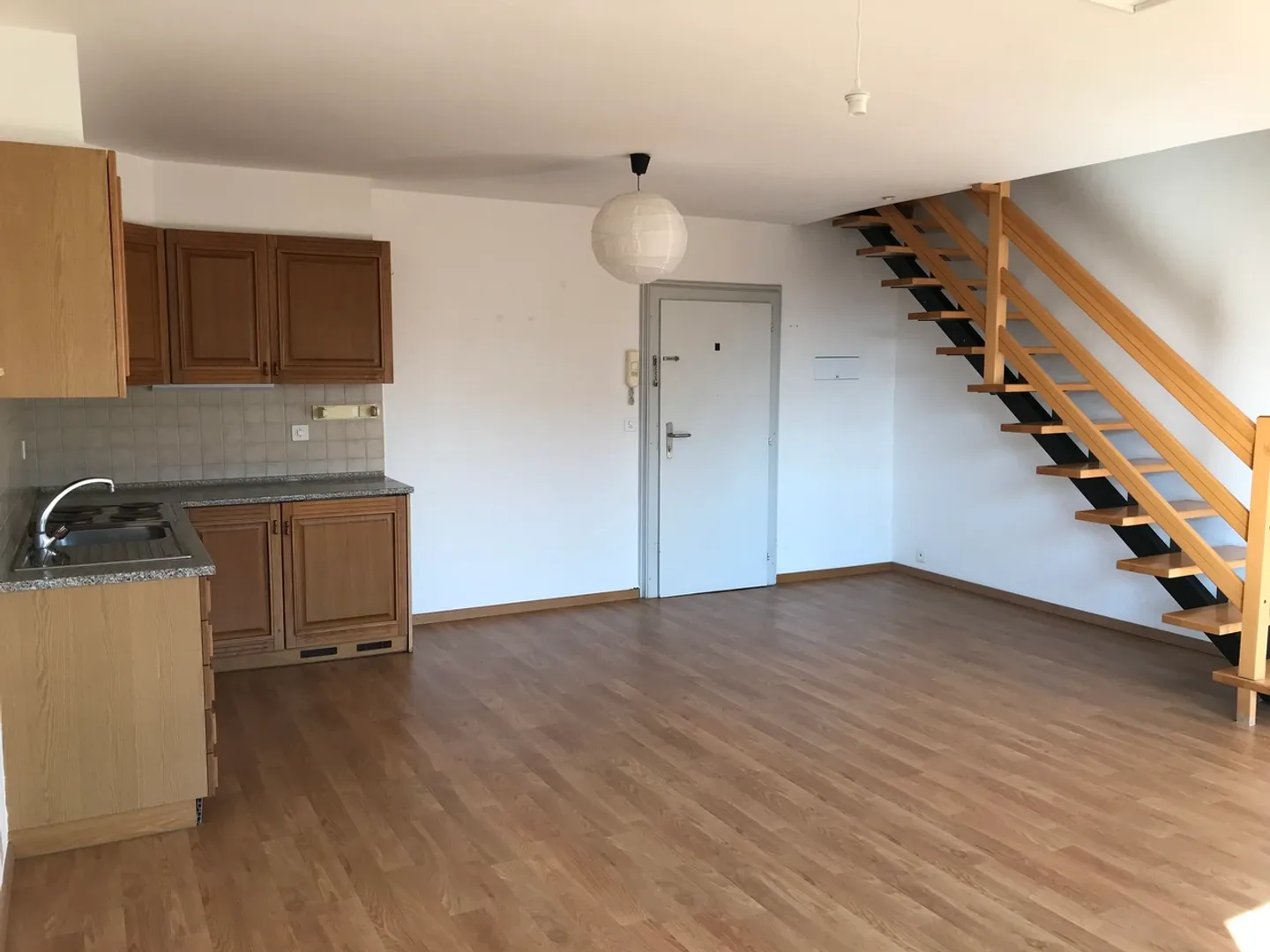 Rue de la Préfecture 7, duplex de 2,5 pces à louer - Photo 1 sur 9