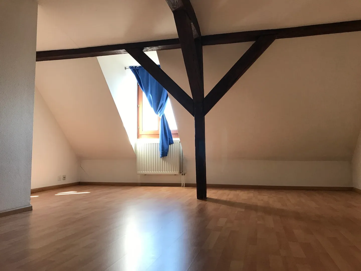 Rue de la Préfecture 7, duplex de 2,5 pces à louer - Photo 2 sur 9