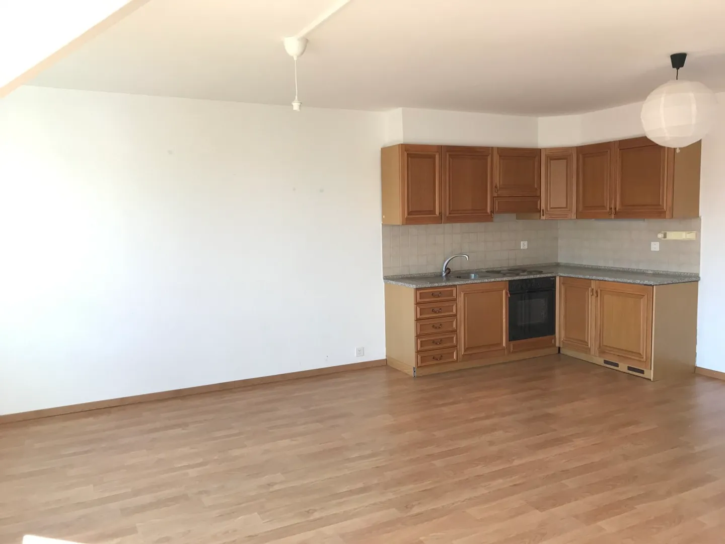 Rue de la Préfecture 7, duplex de 2,5 pces à louer - Photo 3 sur 9