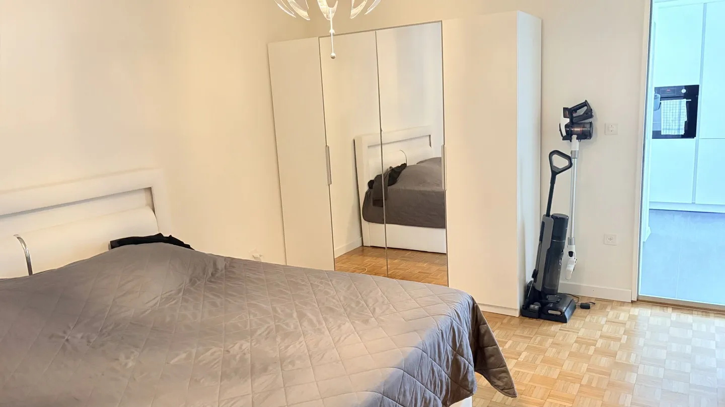 Maison attrayante à deux familles dans la zone W3 - Photo 17 sur 17