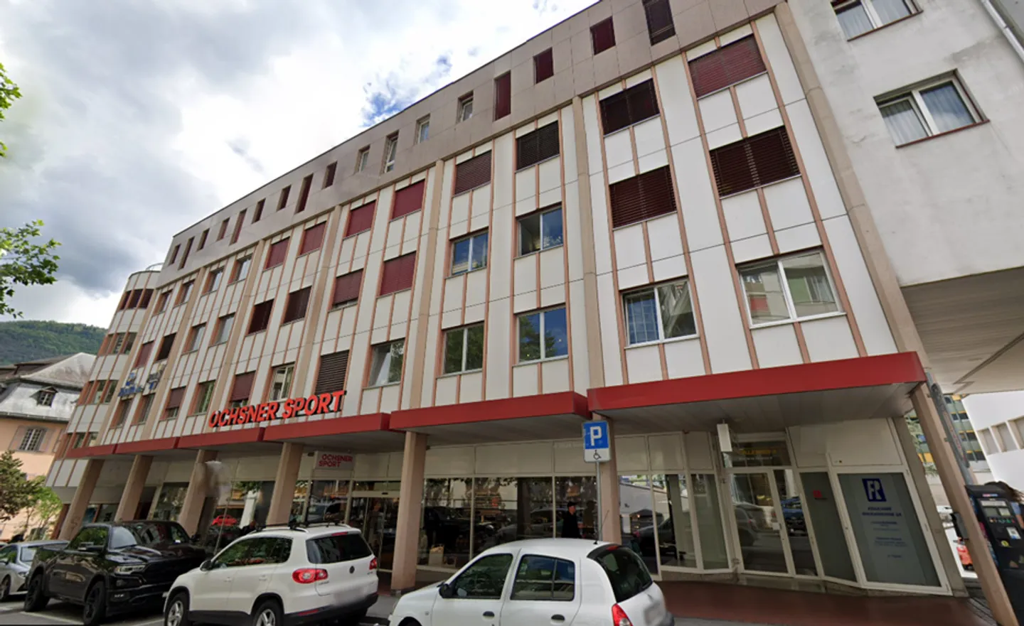 Underground parking space - Photo 1 of 2