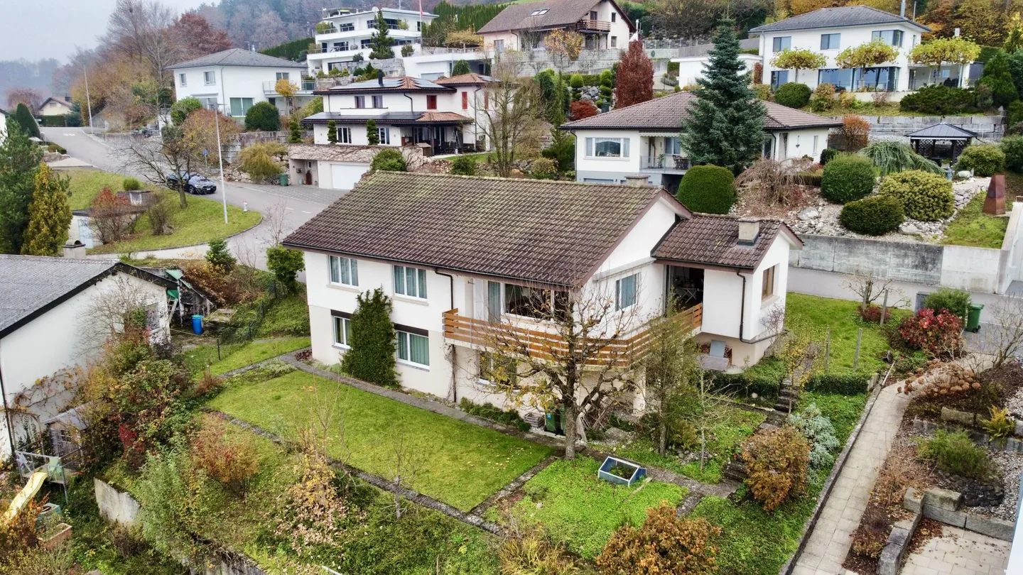 Your home with a view - sunny single-family house in a quiet hillside location in Muhen - Photo 2 of 18