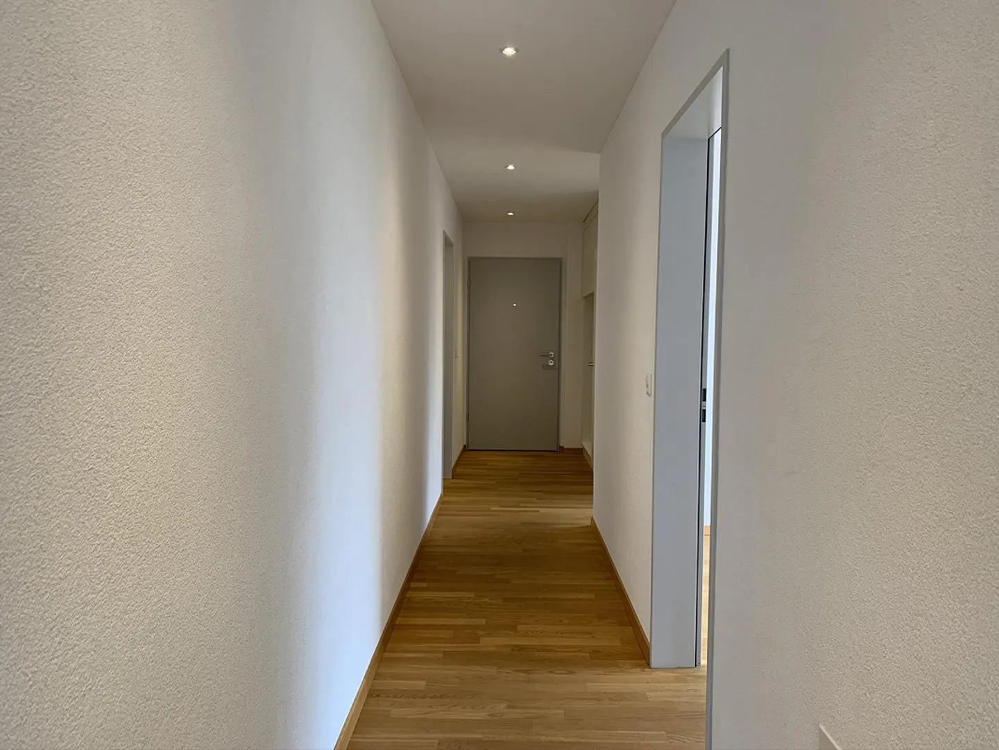 Appartement moderne de 4,5 pièces au 2ème étage - Photo 6 sur 8