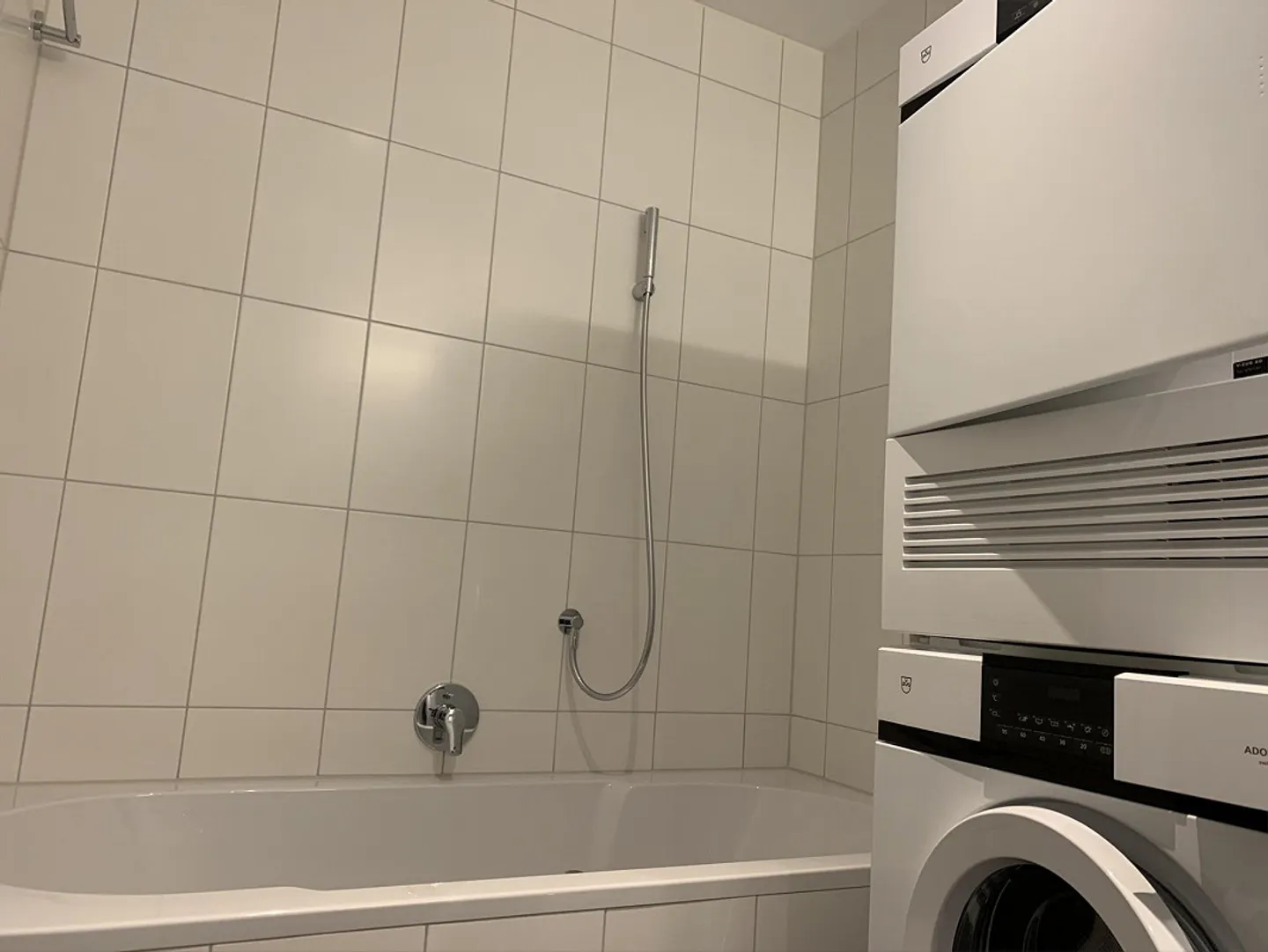 Appartement moderne de 4,5 pièces au 2ème étage - Photo 7 sur 8