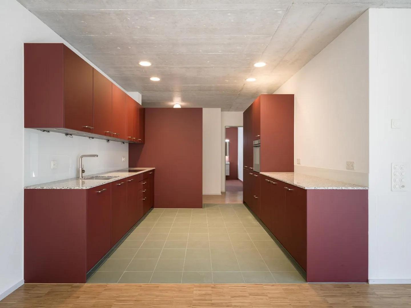 Appartement moderne de 3,5 pièces avec salle saisonnière dans la vieille ville - Photo 2 sur 11
