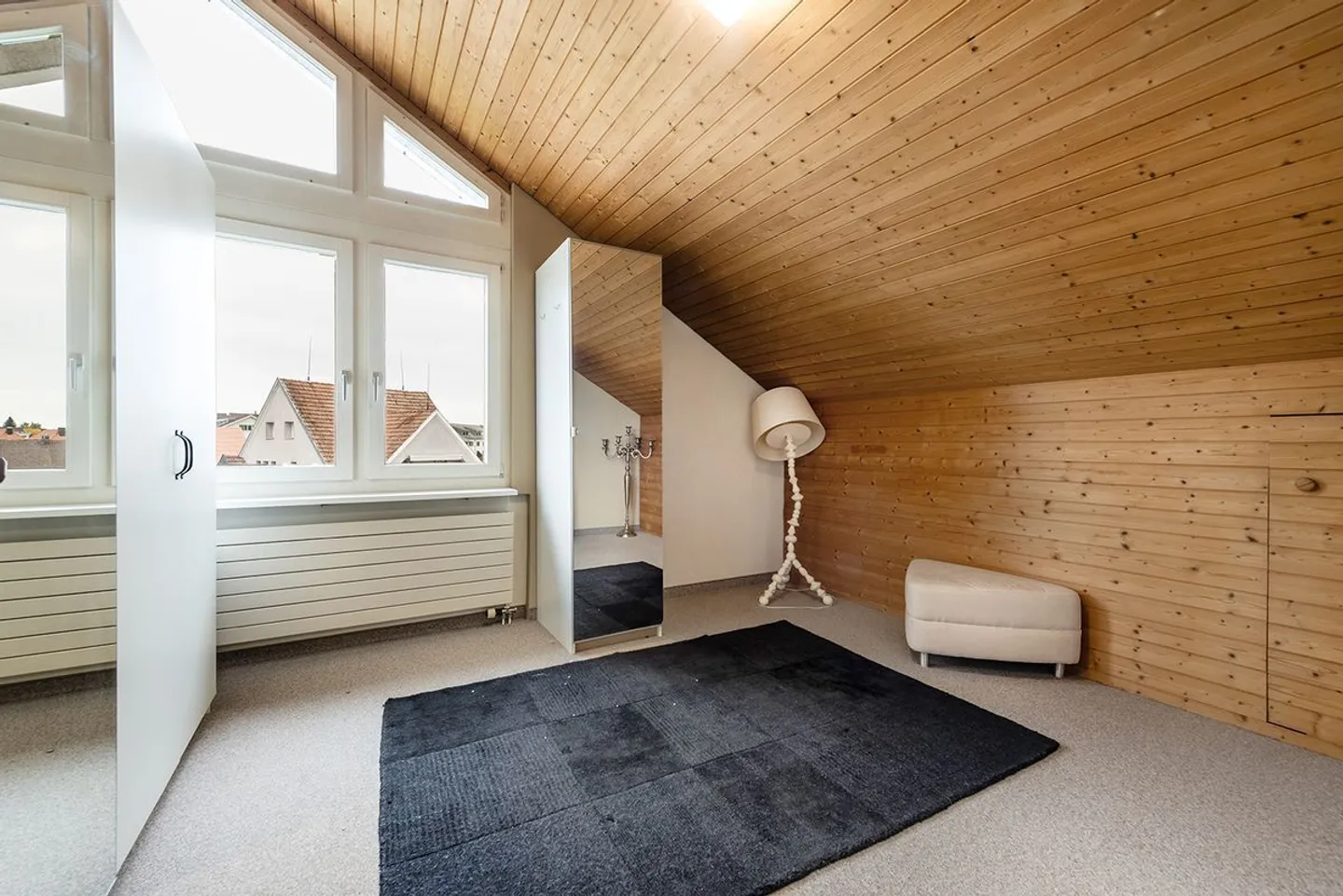 Spacious 5 1/2 Room Penthouse Apartment in Romanshorn - Photo 10 of 13