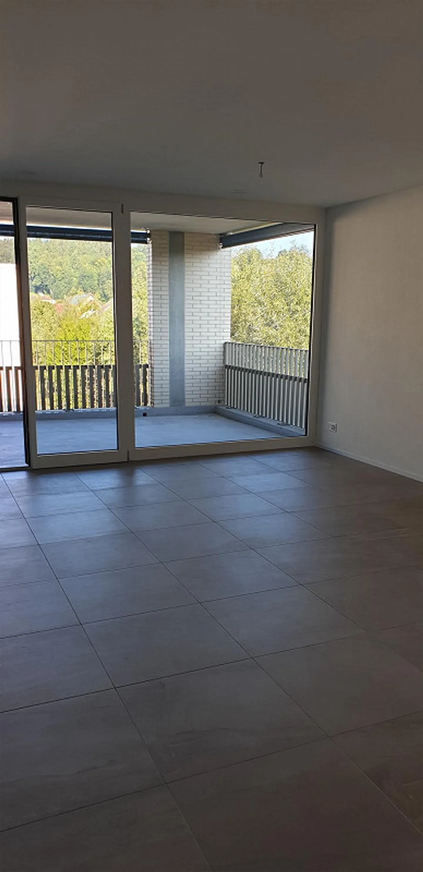 Moderne 2.5-ZWG per 01. März zu vermieten - Foto 7 von 8