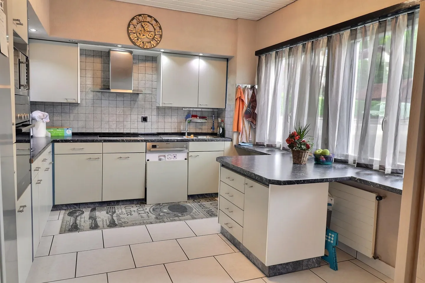 Grande Maison avec 2 Appartements et Piscine en Viager Occupé sans Loyer - Photo 5 sur 25