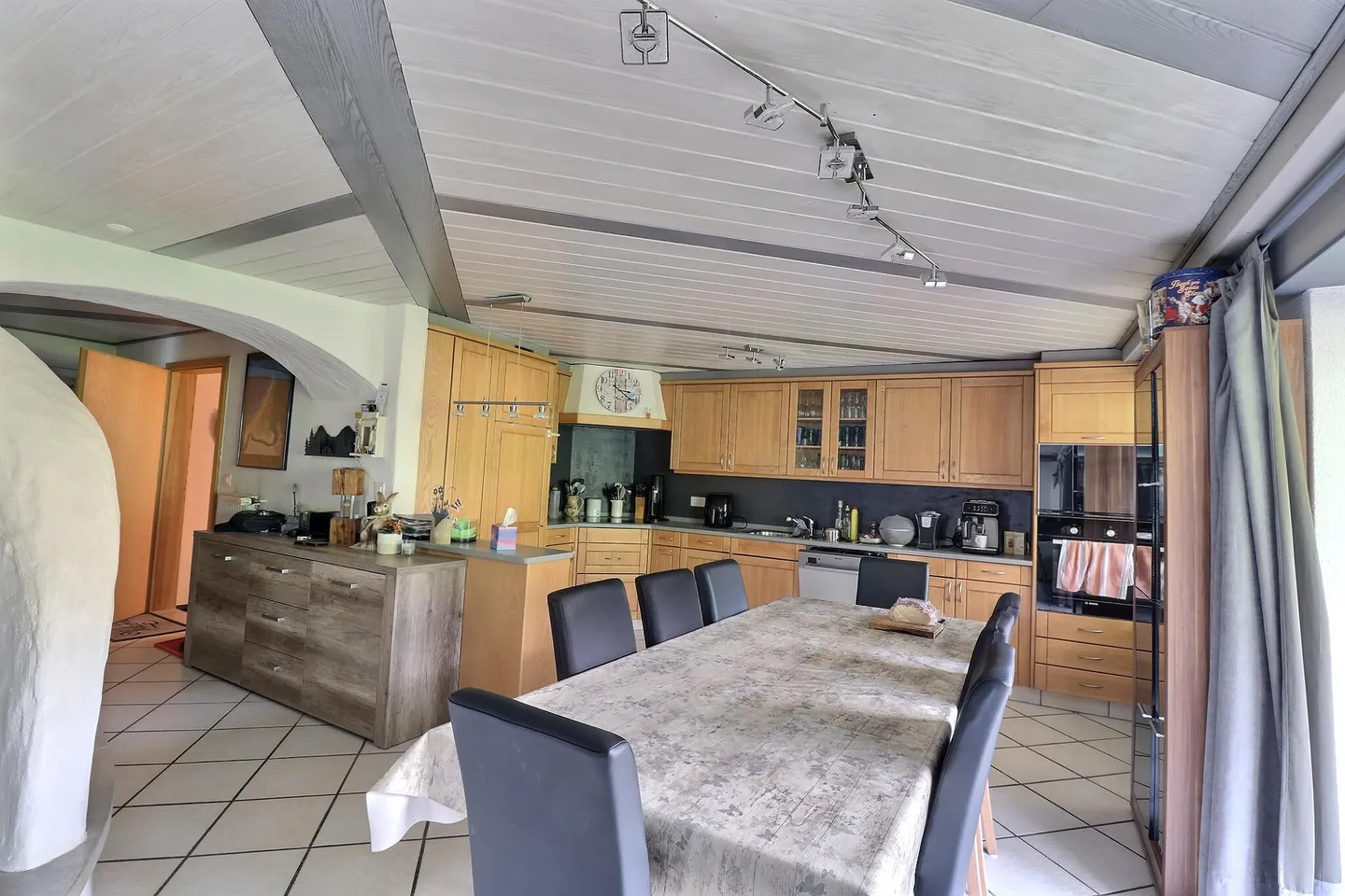 Grande Maison avec 2 Appartements et Piscine en Viager Occupé sans Loyer - Photo 16 sur 25