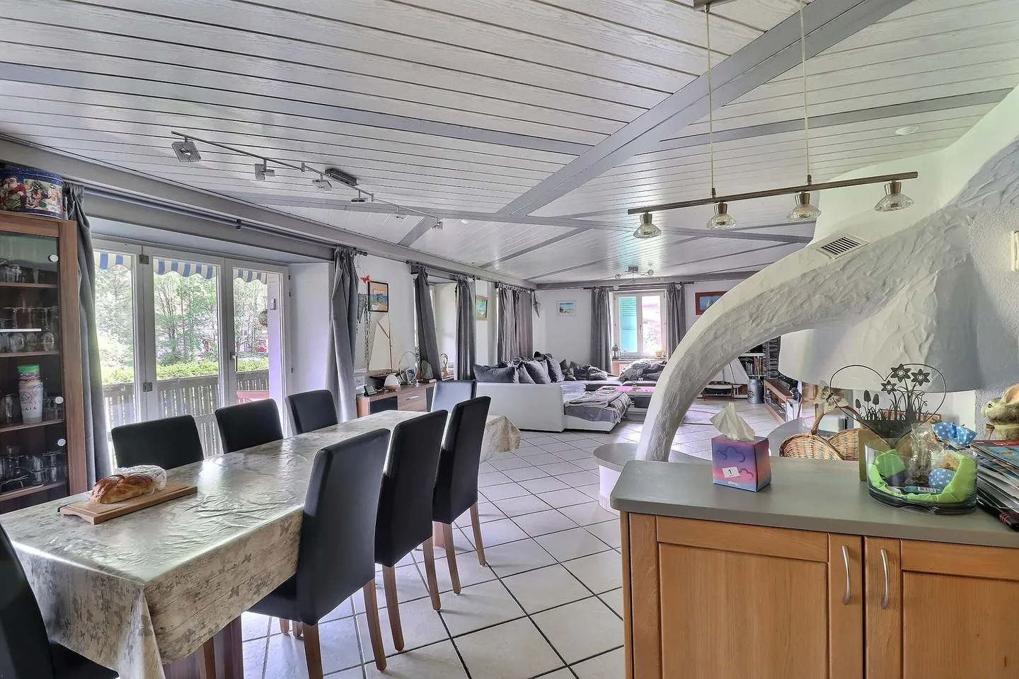 Grande Maison avec 2 Appartements et Piscine en Viager Occupé sans Loyer - Photo 17 sur 25