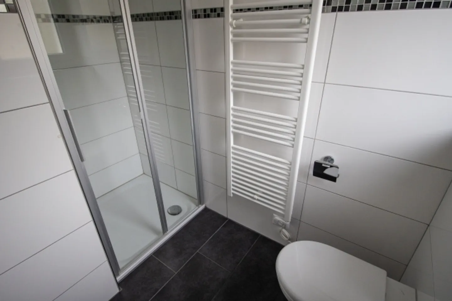 MAISON JUMELÉE COMME OBJET D'INVESTISSEMENT 7,14% DE RENDEMENT - Photo 9 sur 13