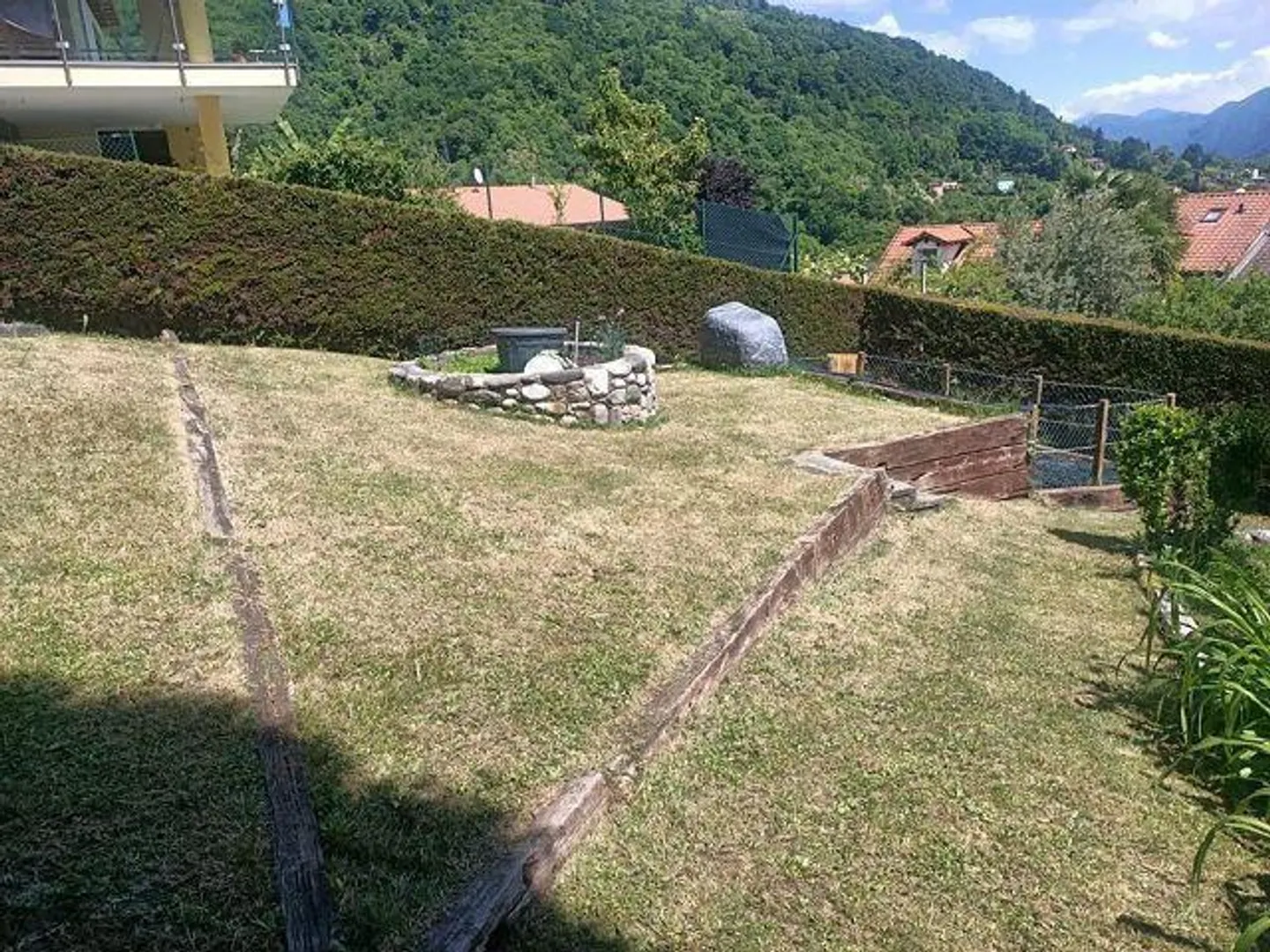 Terreno edificabile di 600 m2 - Foto 4 di 16
