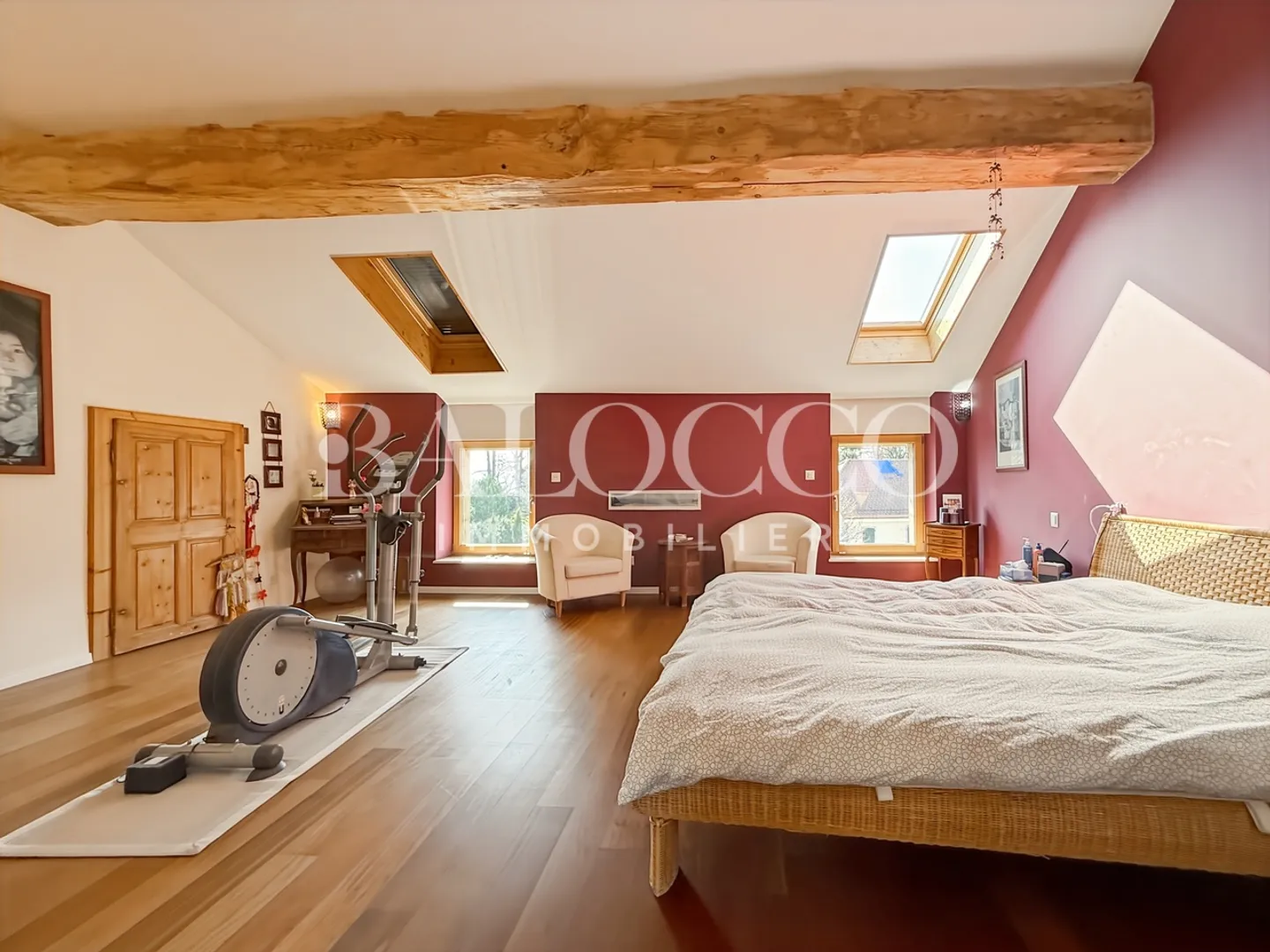 Favorite: Magnificent Character House - Photo 5 of 9