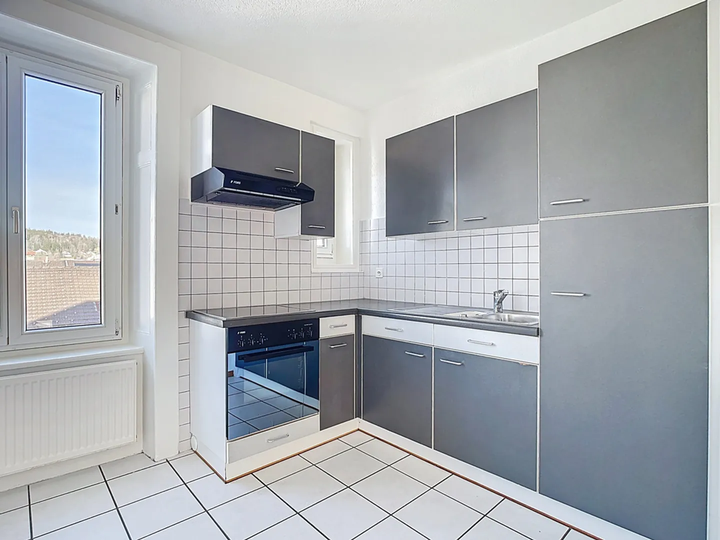 3-room apartment with balcony - Photo 4 of 11