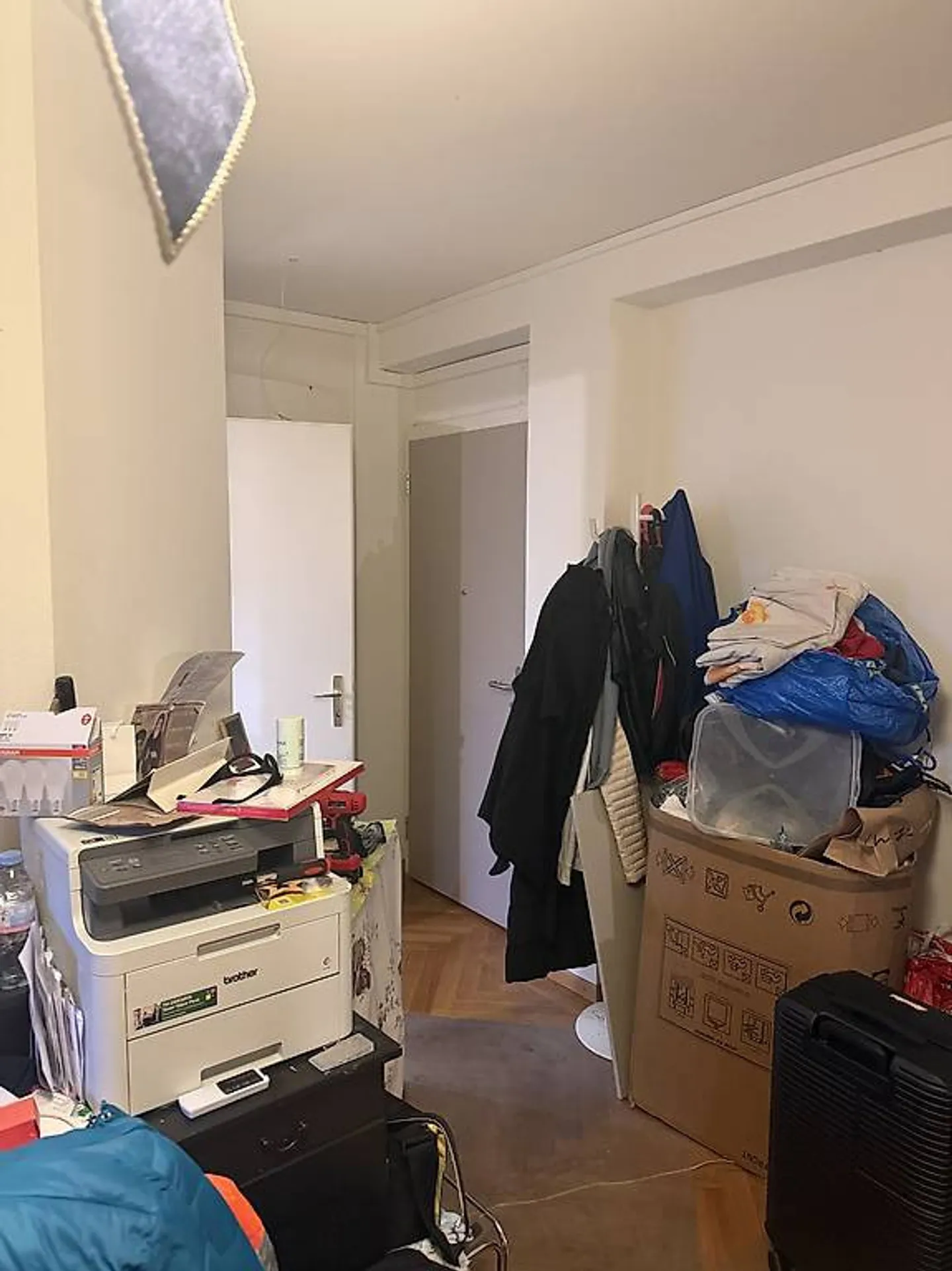 Apartment for rent - Photo 2 of 5