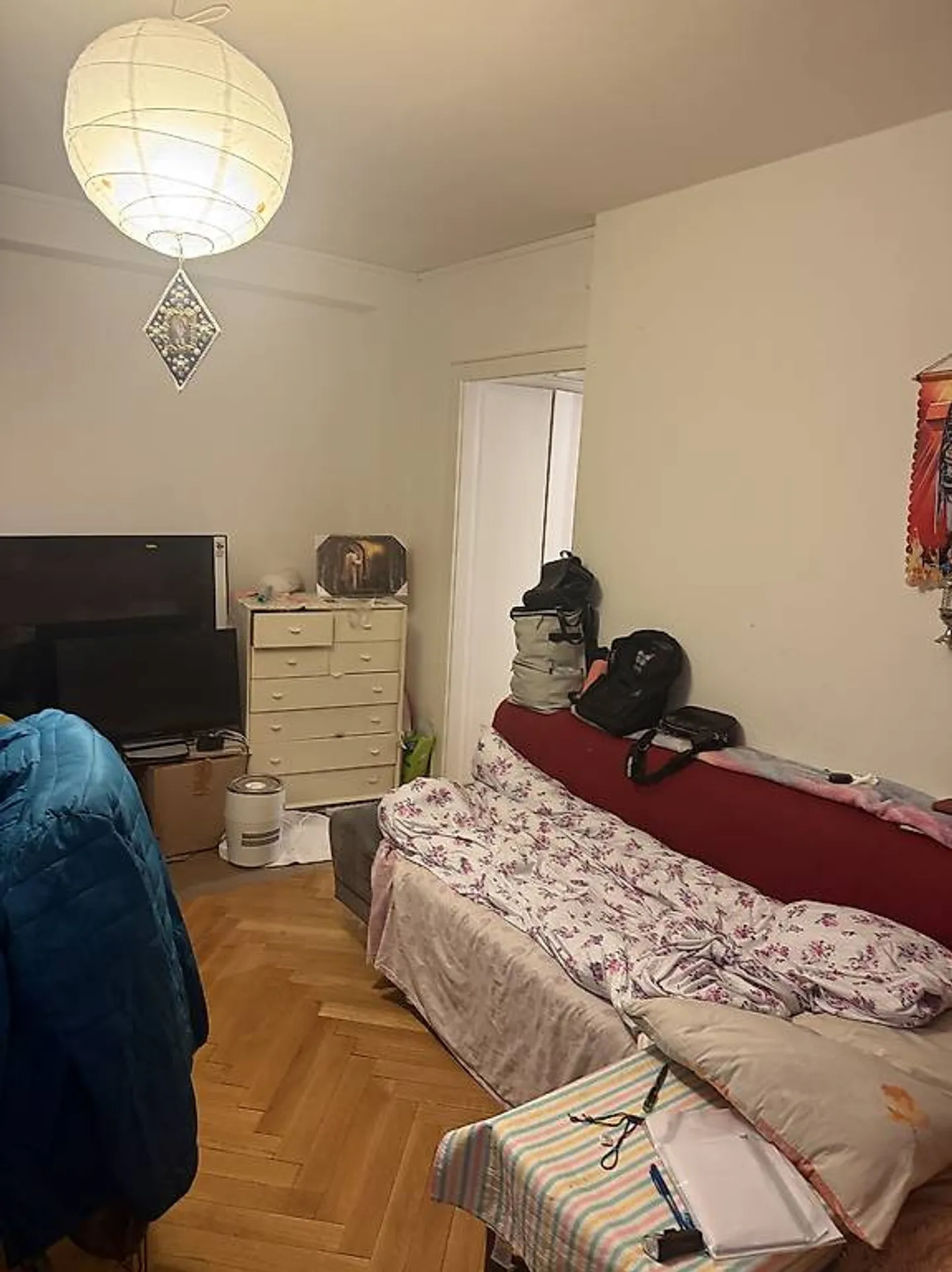 Apartment for rent - Photo 3 of 5