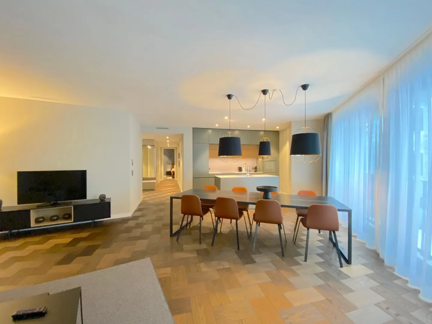 Appartement alpin au caractère moderne - Photo 2 sur 12