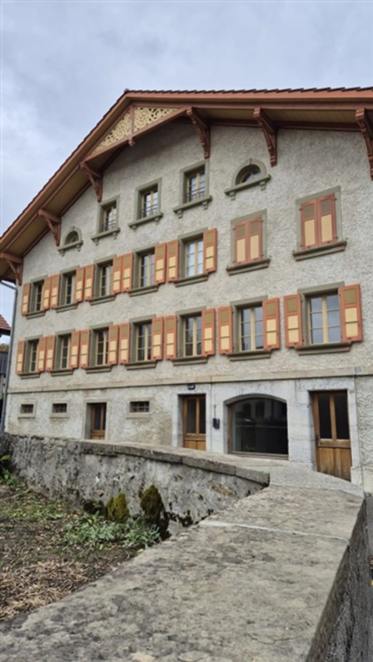 For Rent - Excellent 6-Room Apartment in Châtel-St-Denis (FR) - Photo 10 of 13