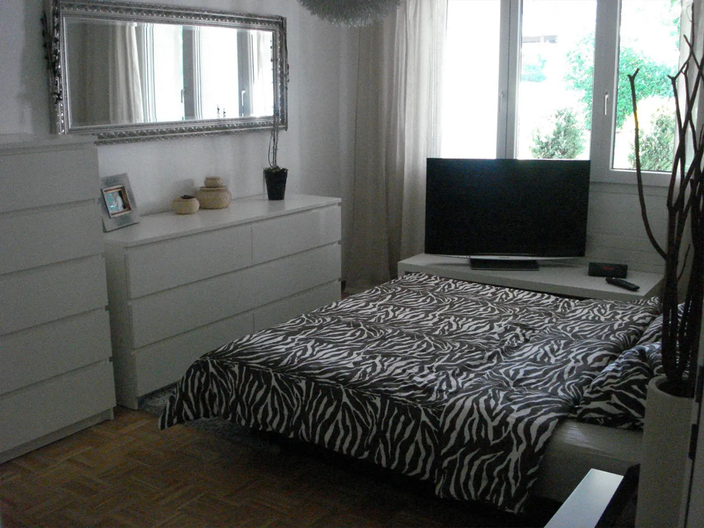 Beautiful 2.5 room apartment with patio in a quiet location - Photo 7 of 10