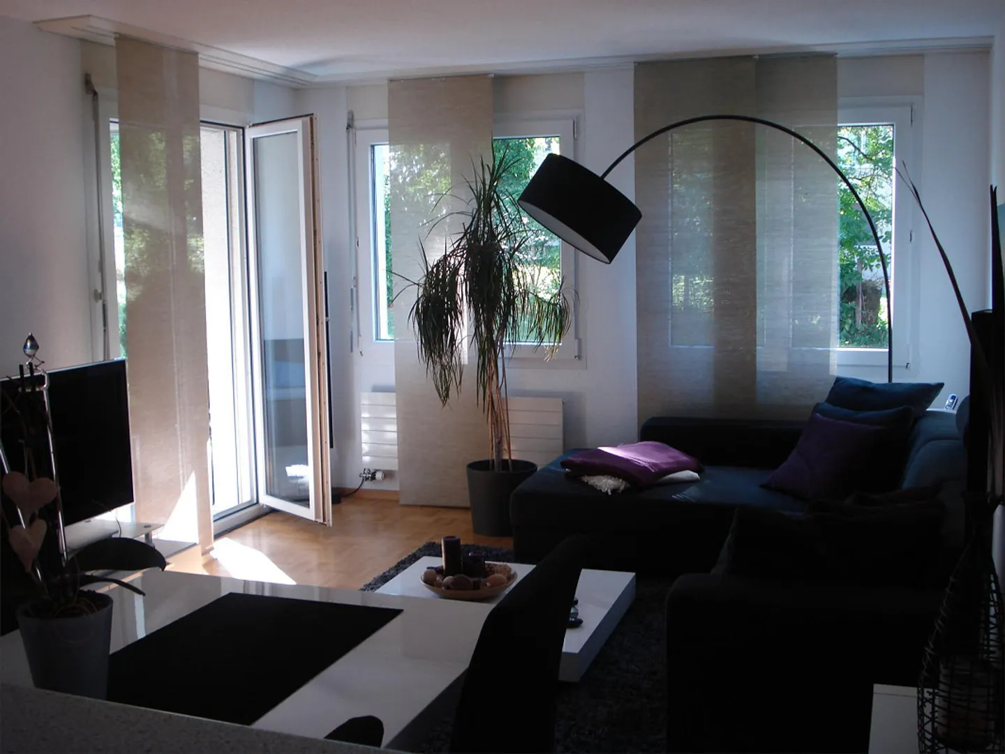 Beautiful 2.5 room apartment with patio in a quiet location - Photo 8 of 10