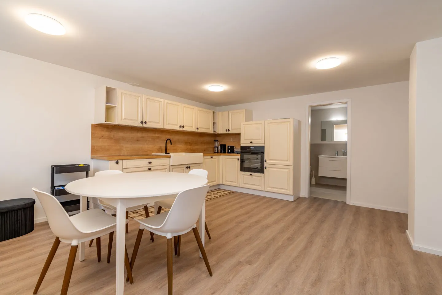 Exklusives, vollumfänglich saniertes Zweifamilienhaus in Wila - Ihr neues Zuhause oder lukratives Renditeobjekt - Foto 2 von 29