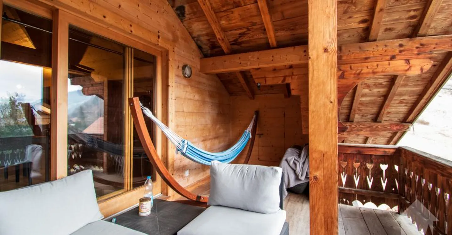 Val-d'Illiez, magnificent chalet with 3 apartments - Photo 10 of 13