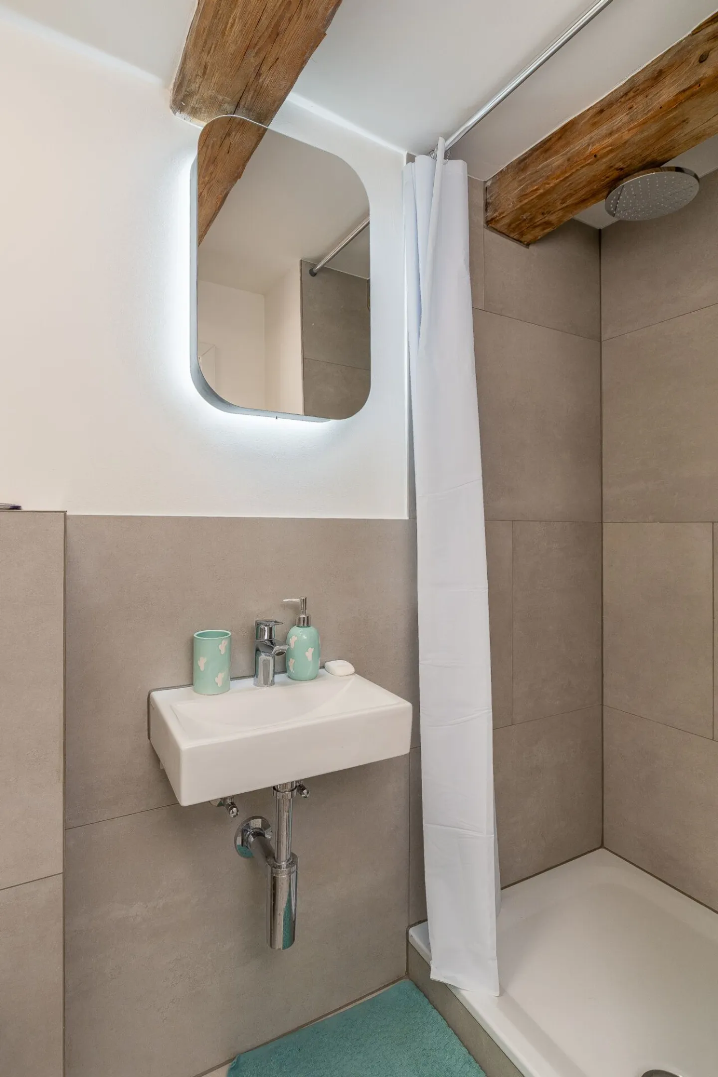 Exklusives, vollumfänglich saniertes Zweifamilienhaus in Wila - Ihr neues Zuhause oder lukratives Renditeobjekt - Foto 15 von 29