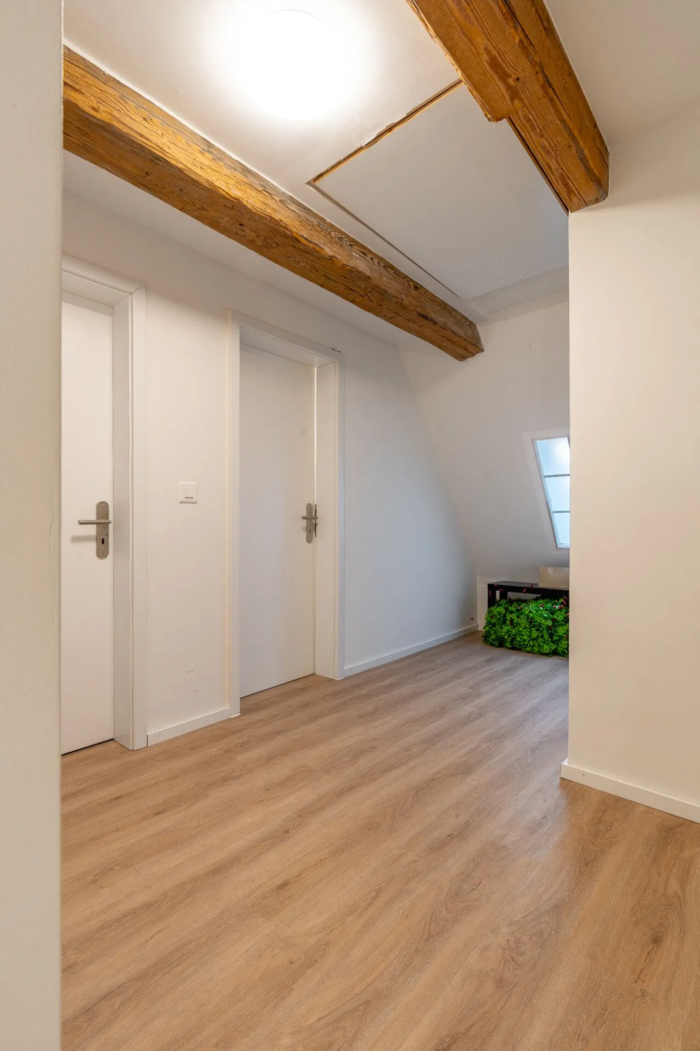 Exklusives, vollumfänglich saniertes Zweifamilienhaus in Wila - Ihr neues Zuhause oder lukratives Renditeobjekt - Foto 18 von 29