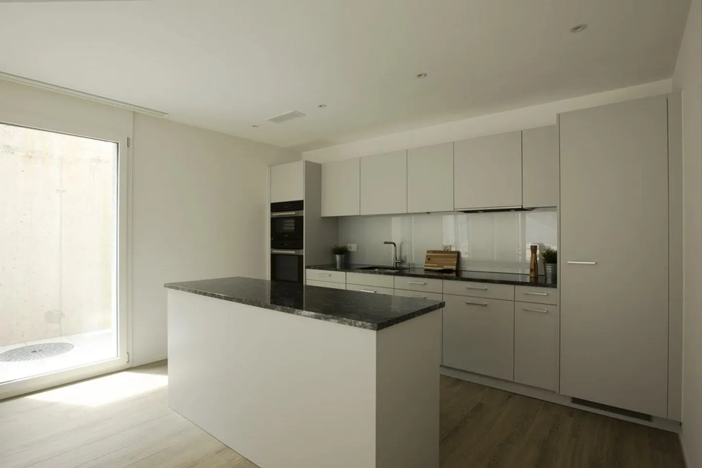 Modern living in a quiet location. - Photo 2 of 8