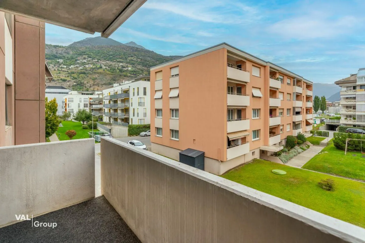 Appartement moderne de 2,5 pièces dans un emplacement central à Visp - Photo 7 sur 10