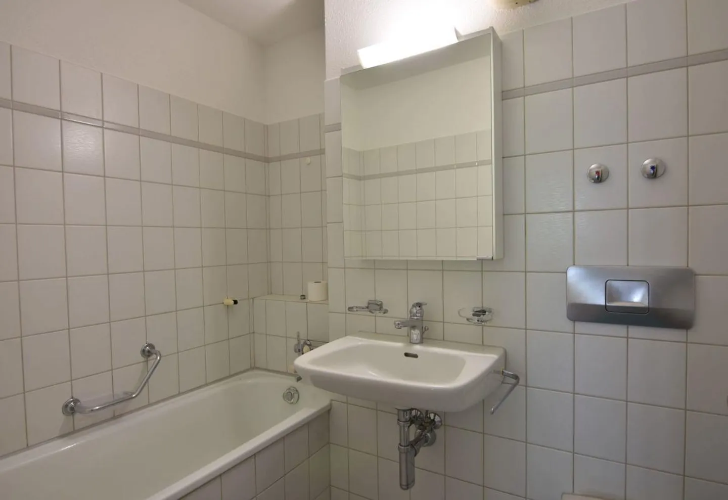 Charmant appartement 2 1/2 pièces au 1er étage - Photo 4 sur 7