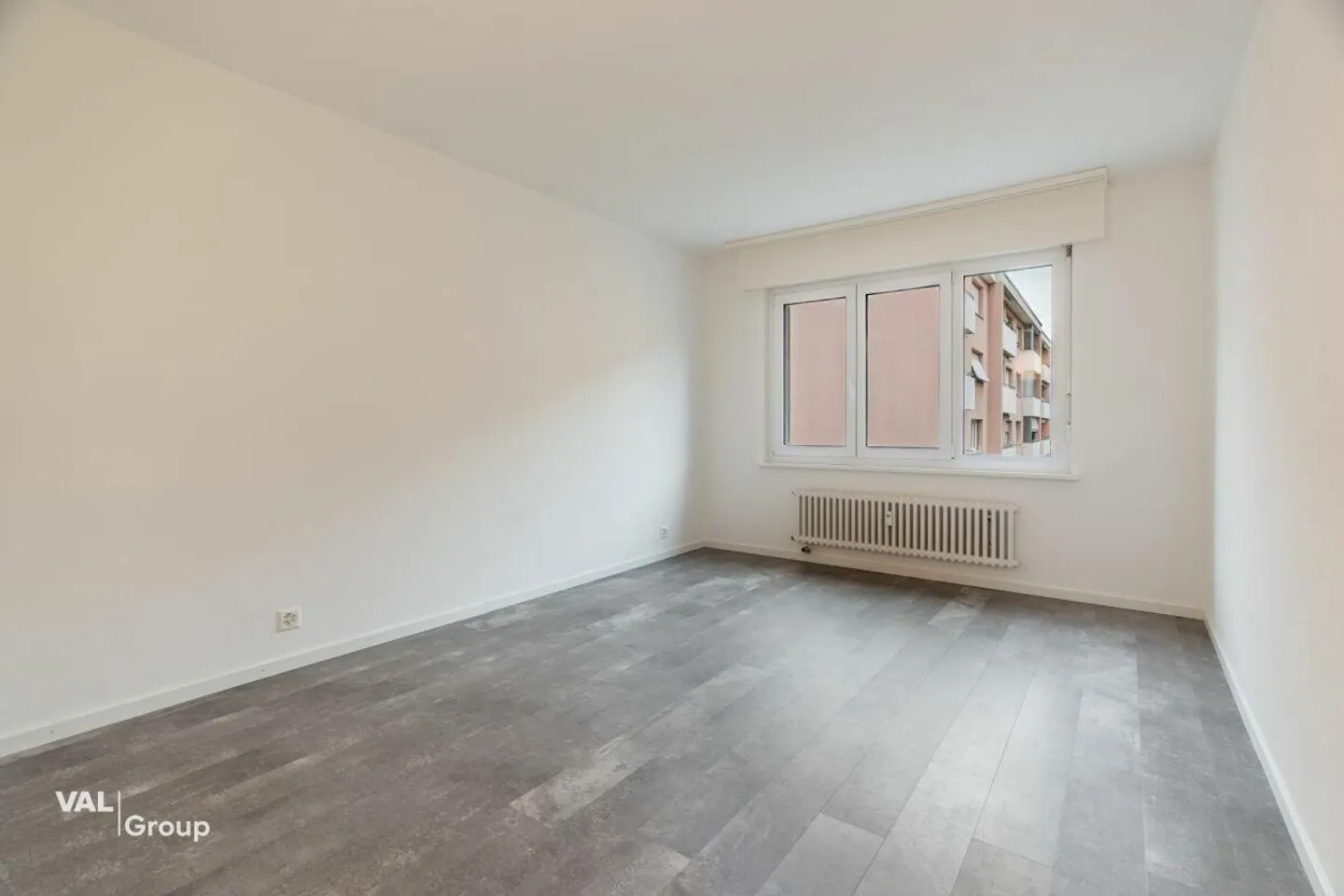 Appartement moderne de 2,5 pièces dans un emplacement central à Visp - Photo 5 sur 10