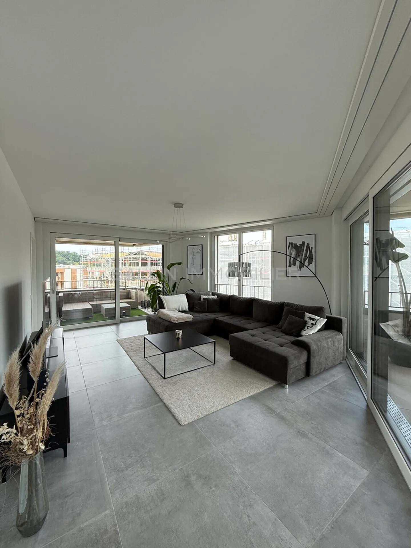 GERÄUMIGE 3½ ZIMMER DACHGESCHOSS - Foto 5 von 15