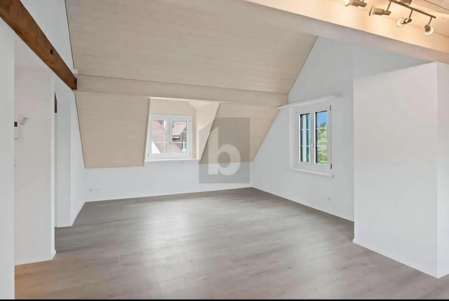 Renovated Attique in Dielsdorf - Photo 1 of 6