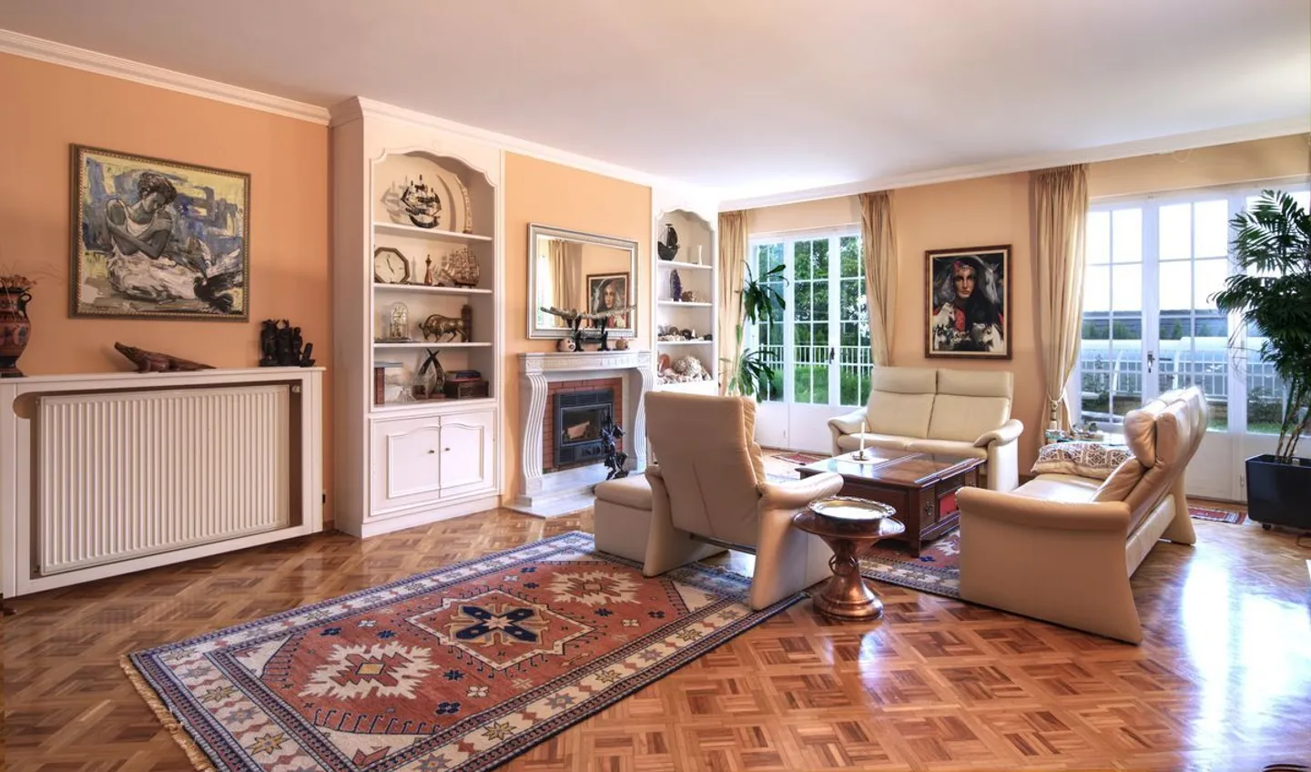 SCHÖNE RENOVIERTE WOHNUNG MIT POOL MIT BLICK AUF DEN SEE - BOREX - Foto 6 von 11