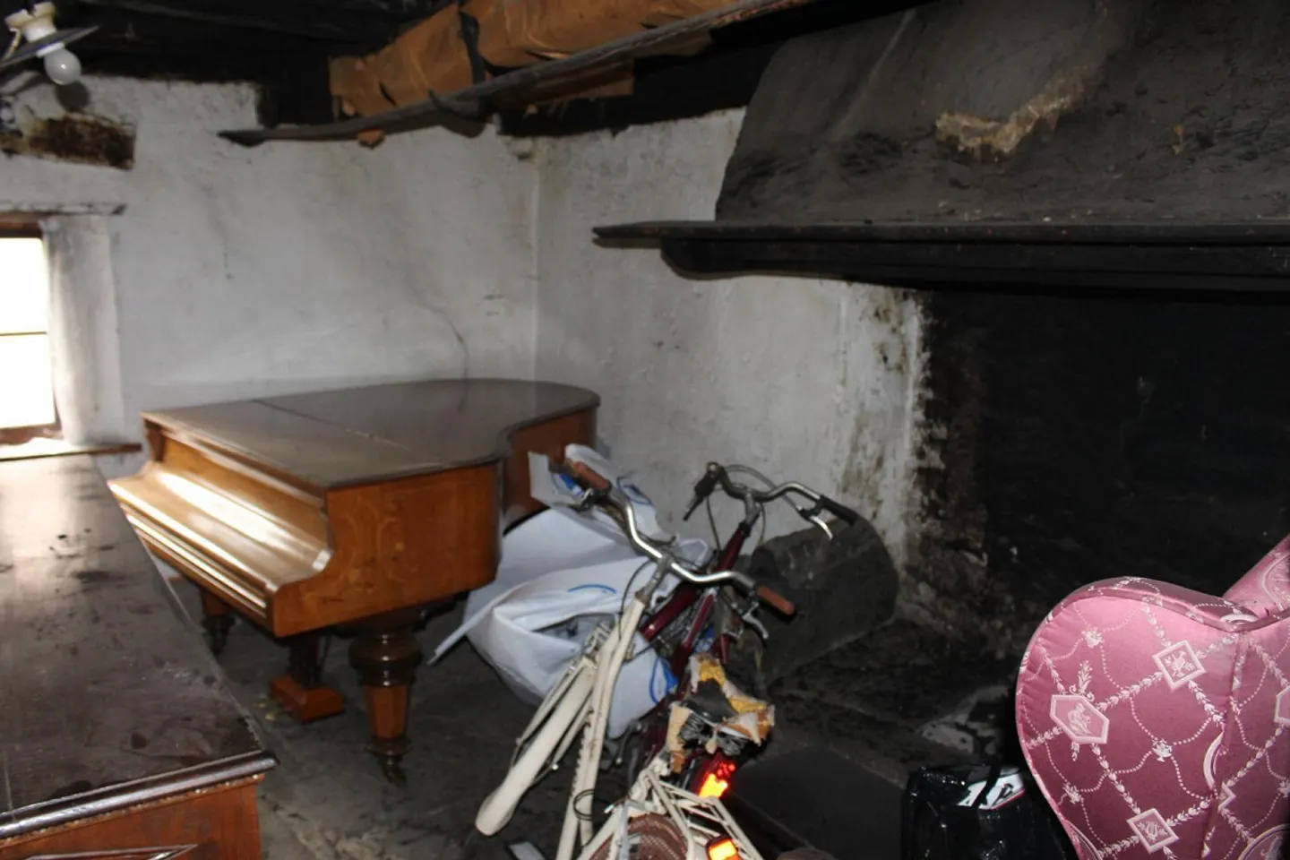 Casa nel nucleo di 4 locali con terrazza esterna +2 garage - Foto 6 di 15