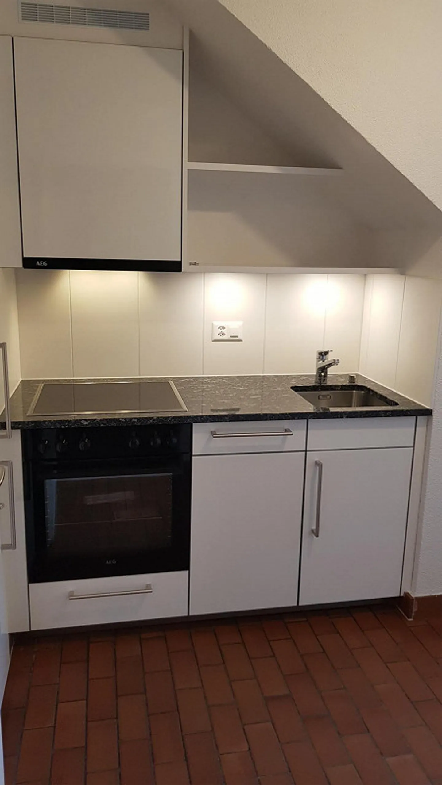 2.5-room apartment in the attic in the beautiful Länggasse - Photo 9 of 9