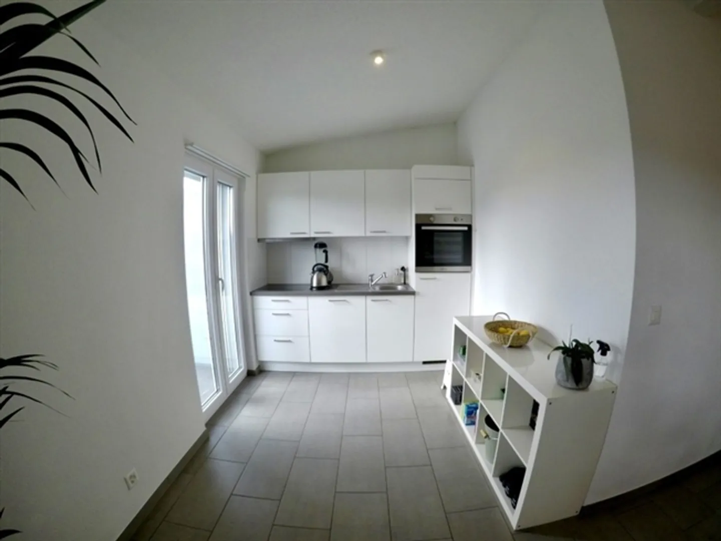 APPARTAMENTO 2½ STANZE AD AARWANGEN (BE), ARREDATO, TEMPORANEO - Foto 4 di 8