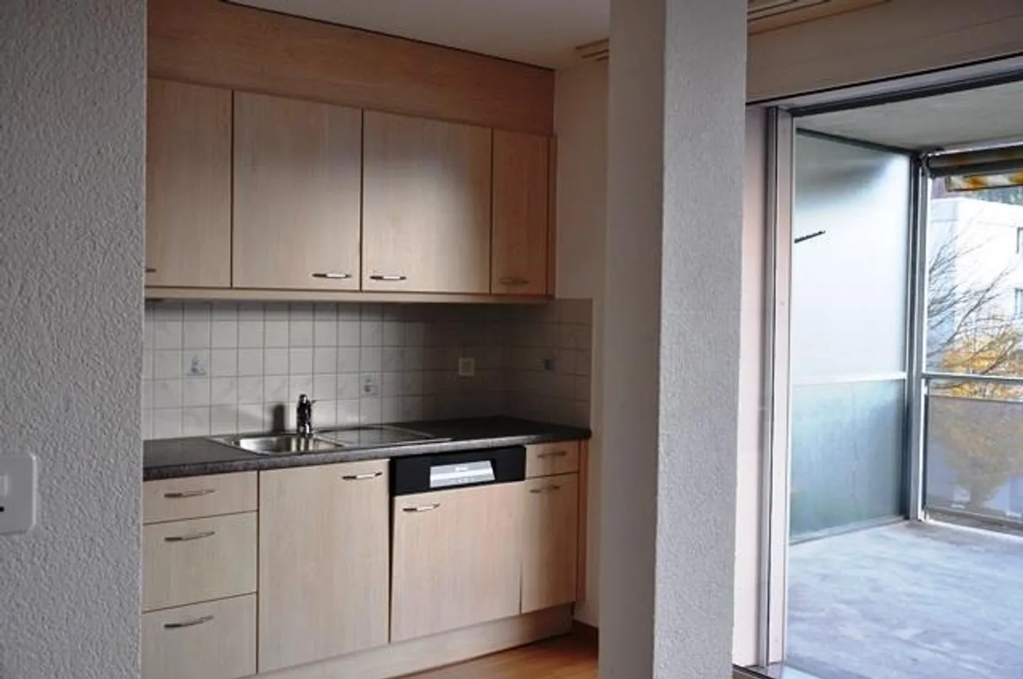 Charmante Wohnung in Grüner Umgebung - Foto 3 von 5