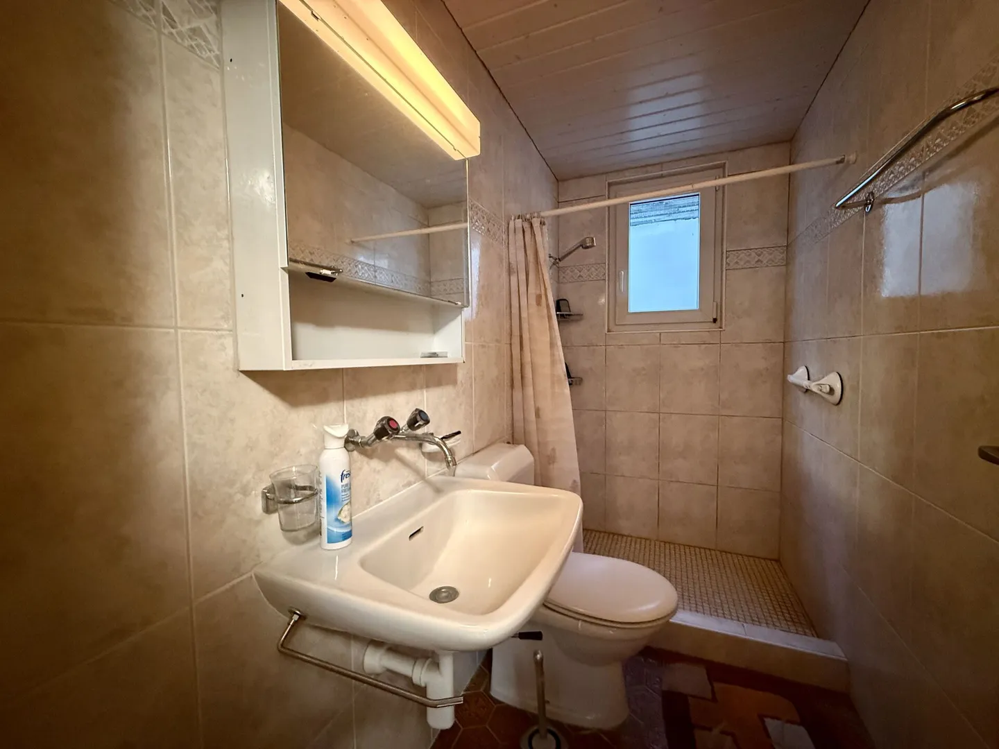 Your home with a view - sunny single-family house in a quiet hillside location in Muhen - Photo 16 of 18