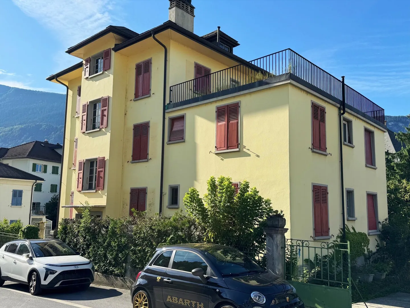 Casa con 3 appartamenti / Sierre / Per investimento / ESCLUSIVITÀ - Foto 1 di 10
