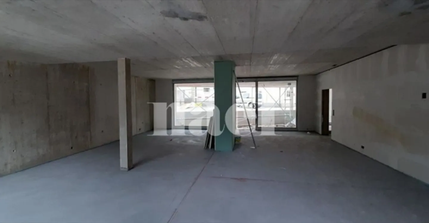 Negozio in affitto - Foto 1 di 3