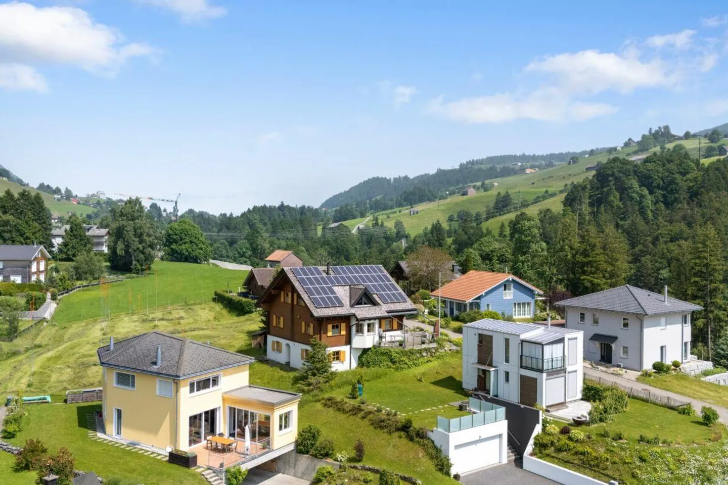 Casa unifamiliare di 3,5 stanze con vista montagna non ostacolata a Unterwasser - Foto 2 di 12