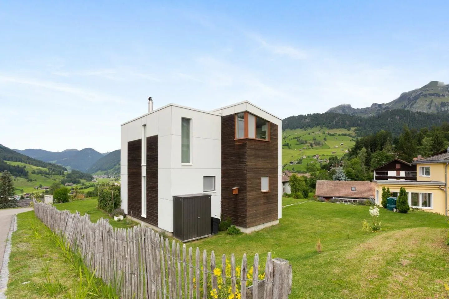 Casa unifamiliare di 3,5 stanze con vista montagna non ostacolata a Unterwasser - Foto 3 di 12