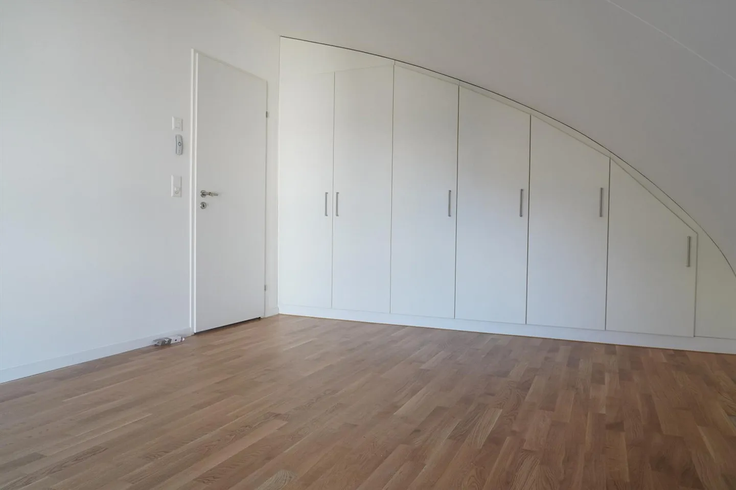 Stilvolle Dachwohnung mit Balkon - Foto 12 von 15