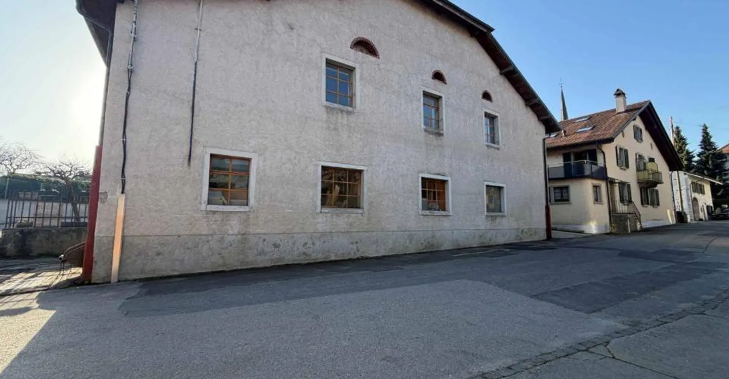 Bâtiment historique avec potentiel de loft - Photo 13 sur 13