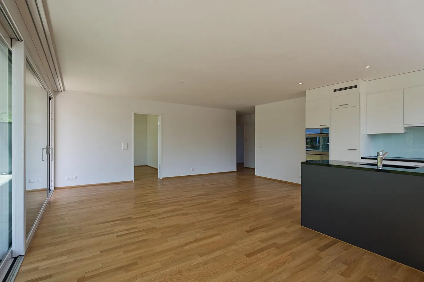 Modernes Apartment mit Terrasse - Foto 2 von 4