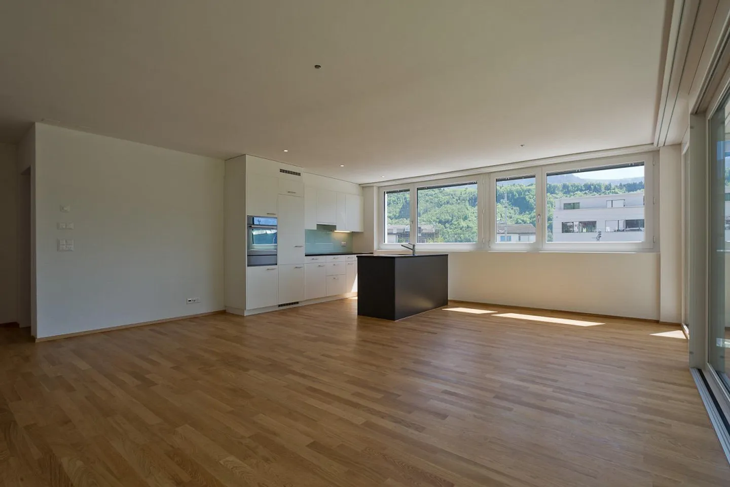 Modernes Apartment mit Terrasse - Foto 3 von 4